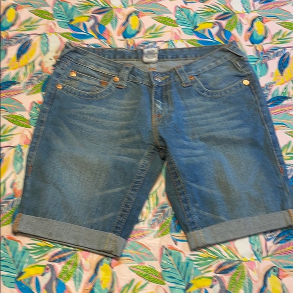 True Religion Bobby shorts with embroidery - Picture 5 of 10
